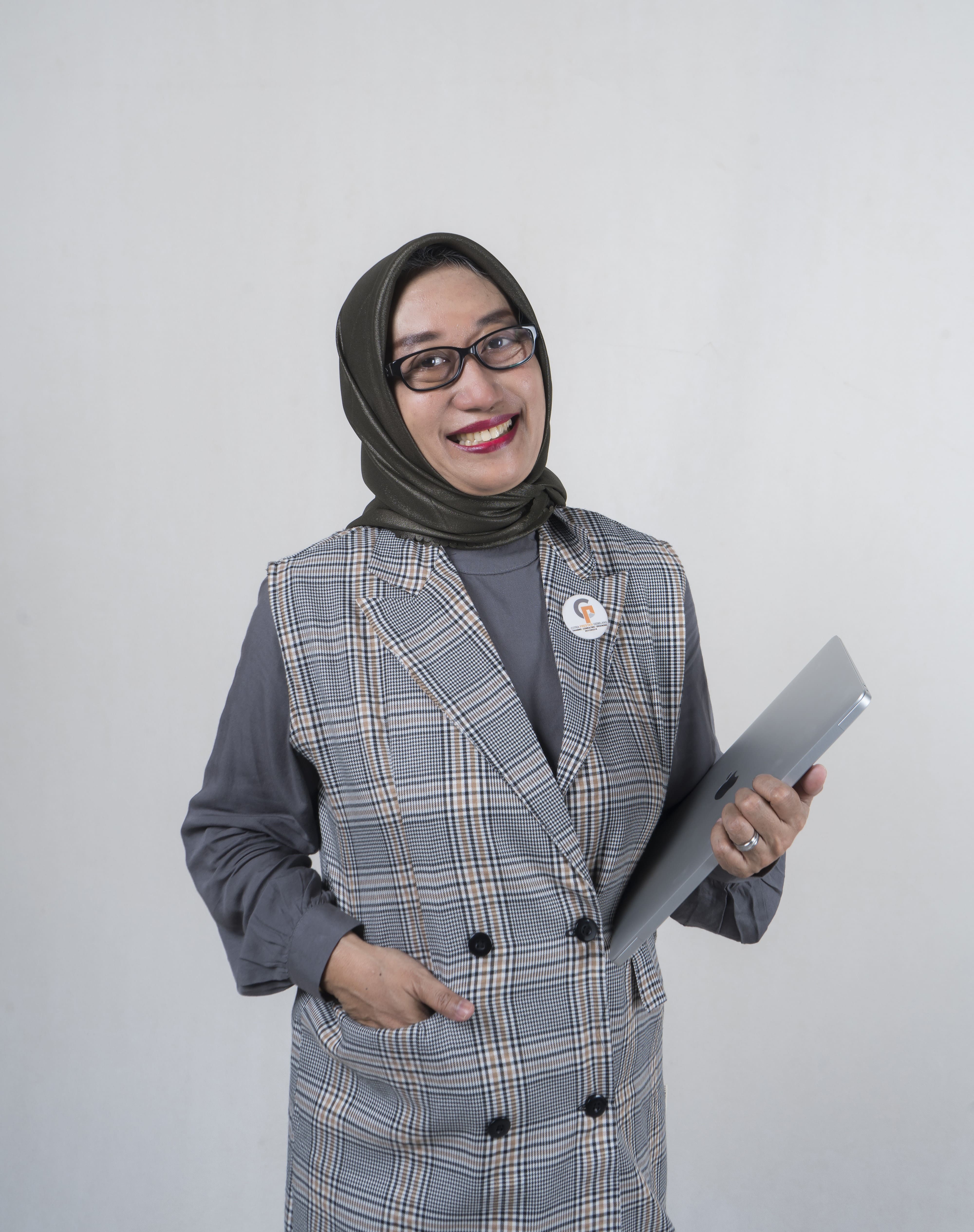 Sri Sudawati - President Director